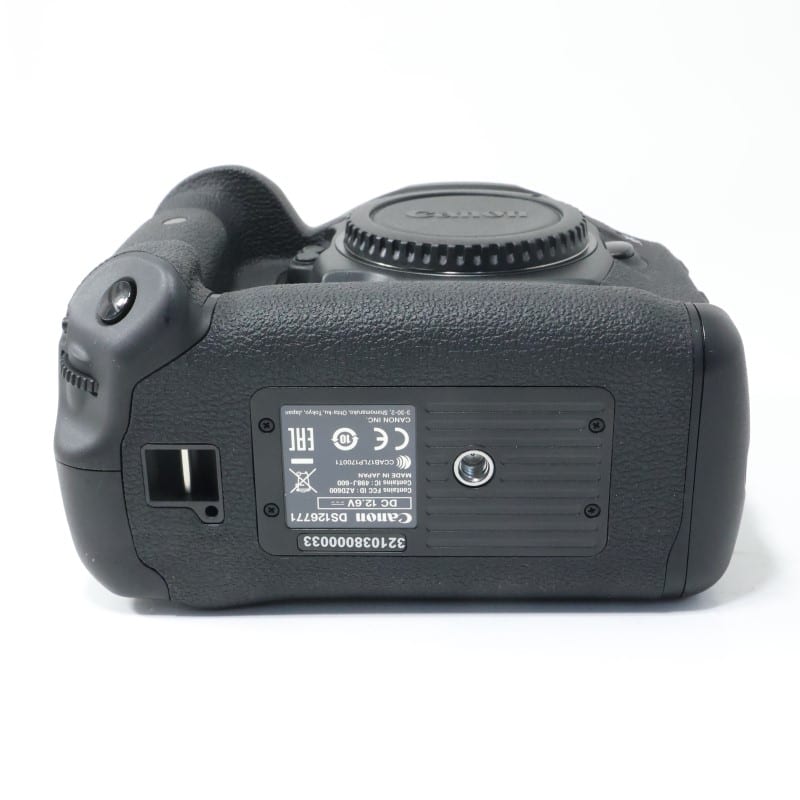 EOS-1D X Mark III ボディー