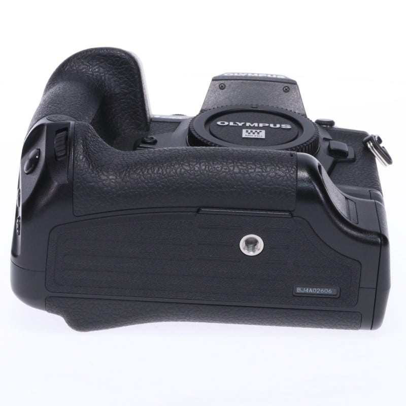 OM-D E-M1X ボディー