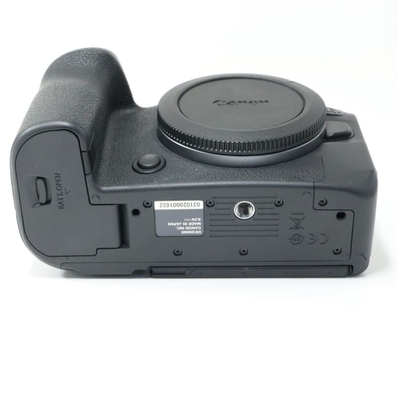 EOS R6 Mark II ボディー