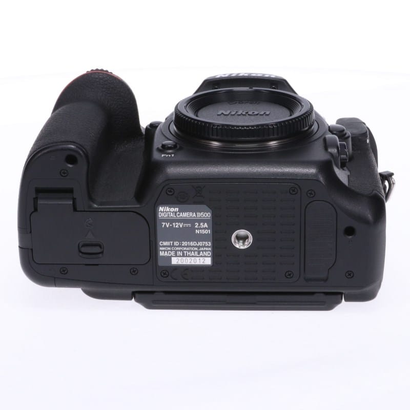 Nikon D500 ボディ AB-ランク 中古｜フジヤカメラ