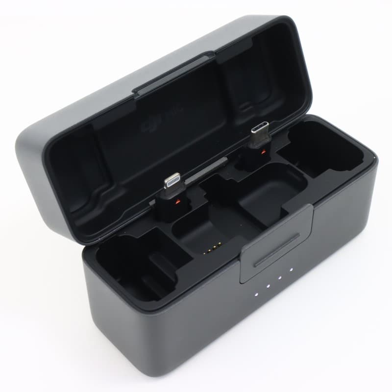 DM1021 [DJI Mic 2 (トランスミッター×2 + レシーバー×1 + 充電ケース)]