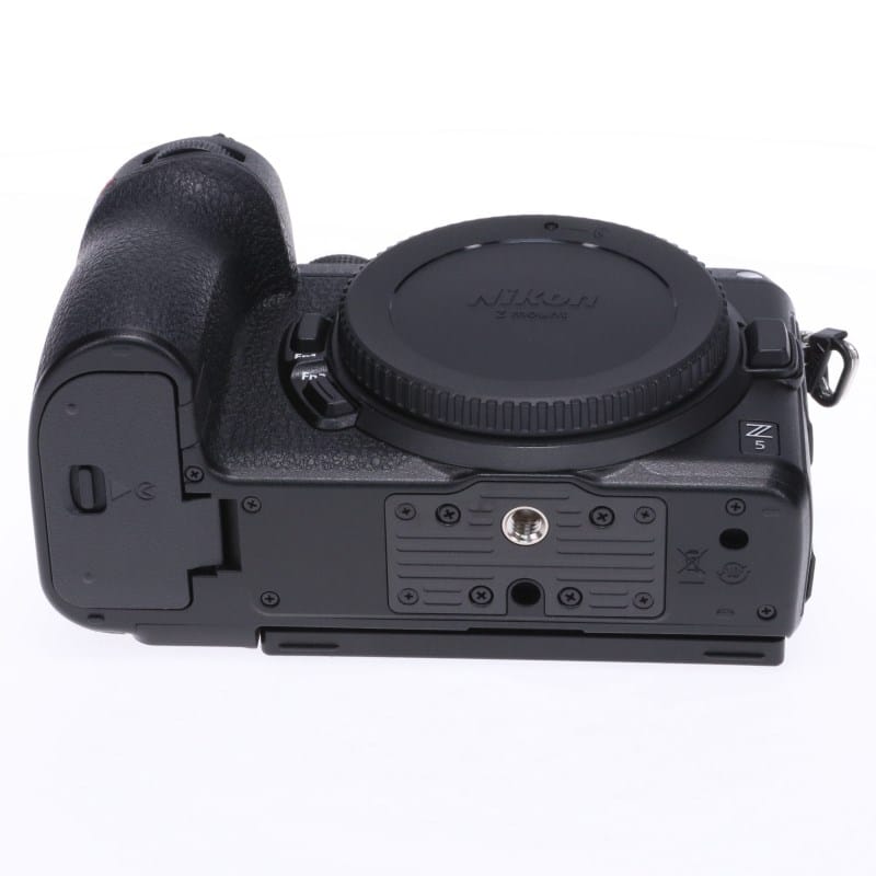 Nikon Z5 ボディ AB+ランク 中古｜フジヤカメラ