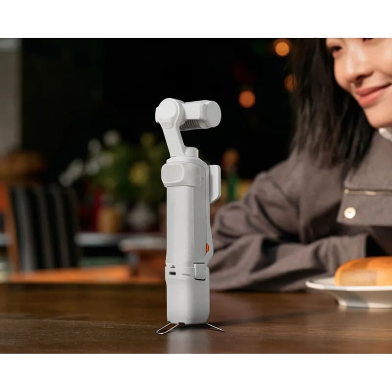Insta360 Luna Ultra スタンダードバンドル ステラーホワイト CINSABTA-LUNAULTRA02(2026年6月15日発売予定)