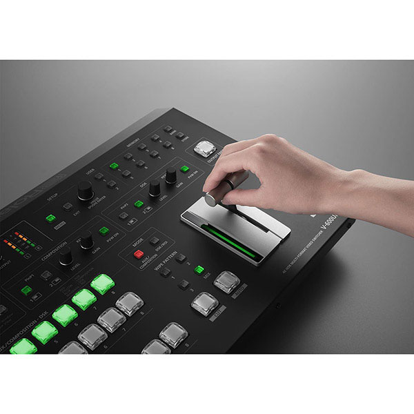 V-600UHD 4K HDR マルチフォーマット･ビデオ･スイッチャー