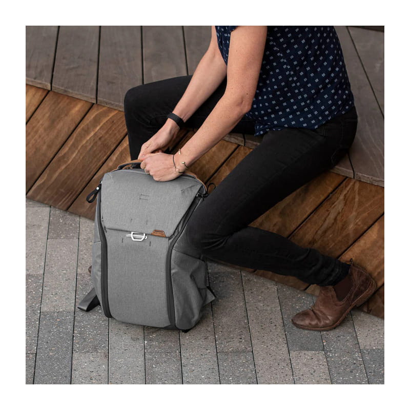 エブリデイ バックパック 20L アッシュ BEDB-20-AS-2