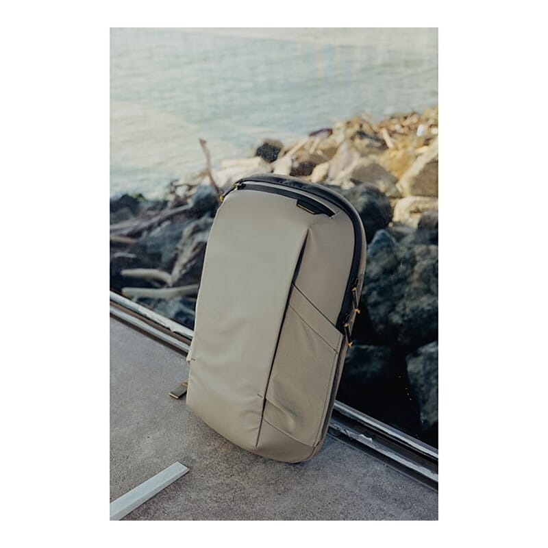 トラベル バックパック 2-in-1 40L ストーン BTRT-40-ST-2