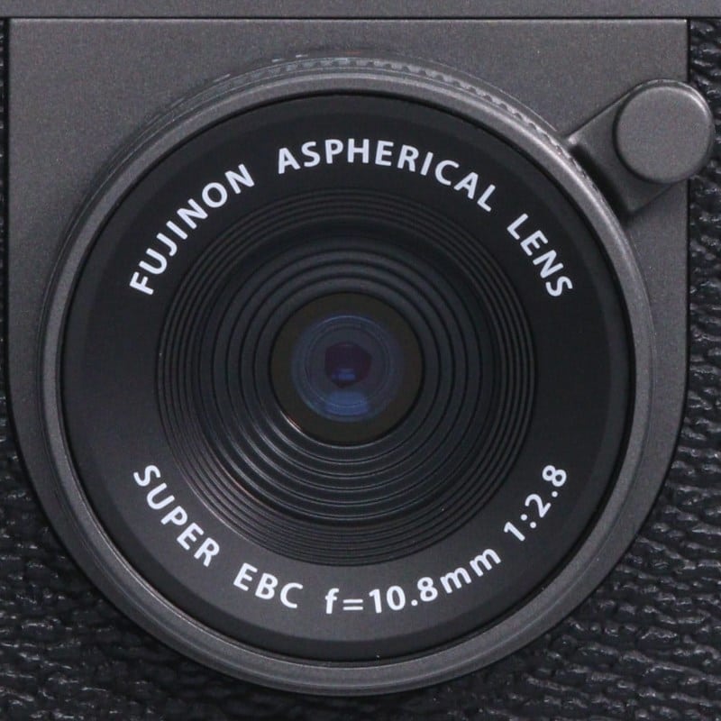 X half (FUJIFILM X-HF1) チャコールシルバー