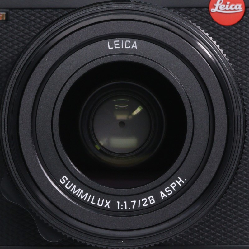 ライカQ3