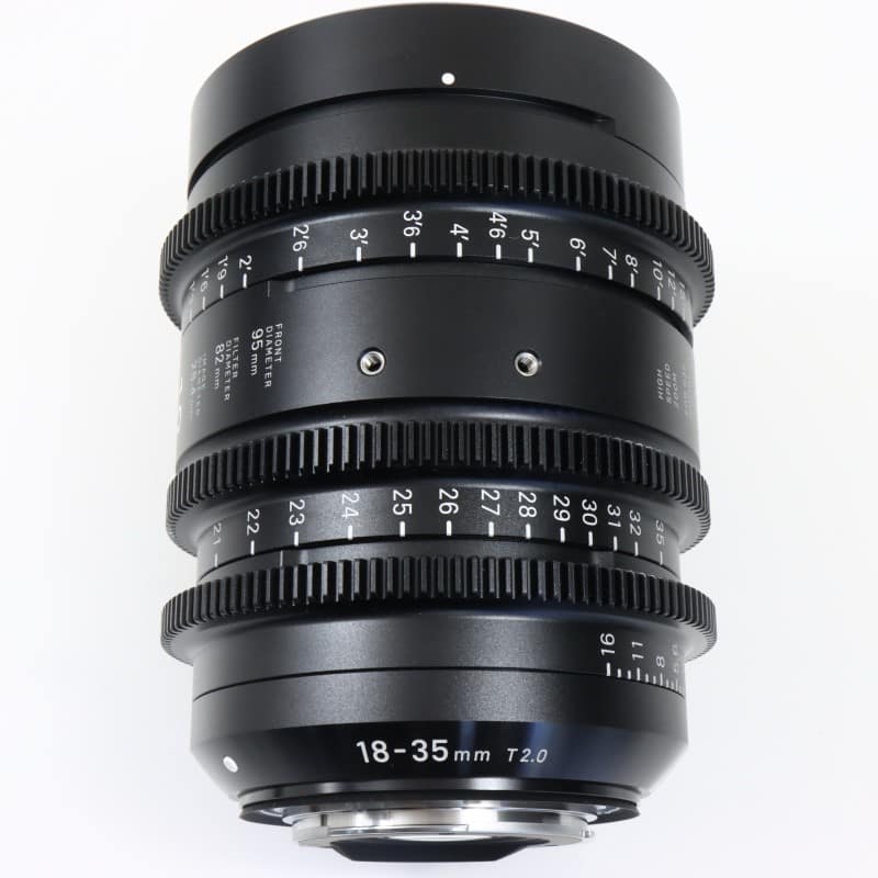 18-35mm T2/EF feet [High Speed Zoom Line 18-35mm T2 EFマウント フィート表示]