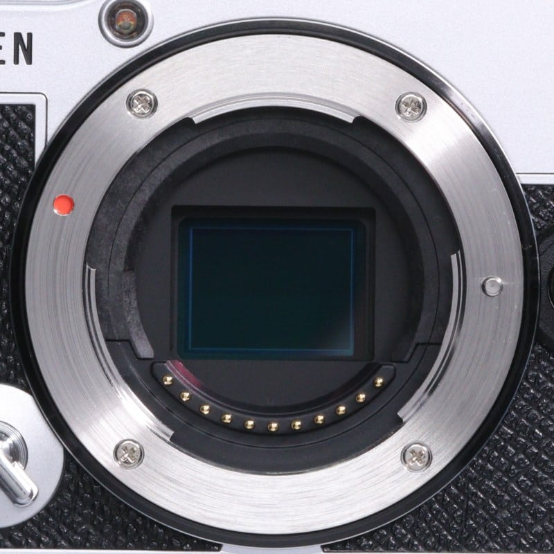 PEN E-P7 ボディー シルバー