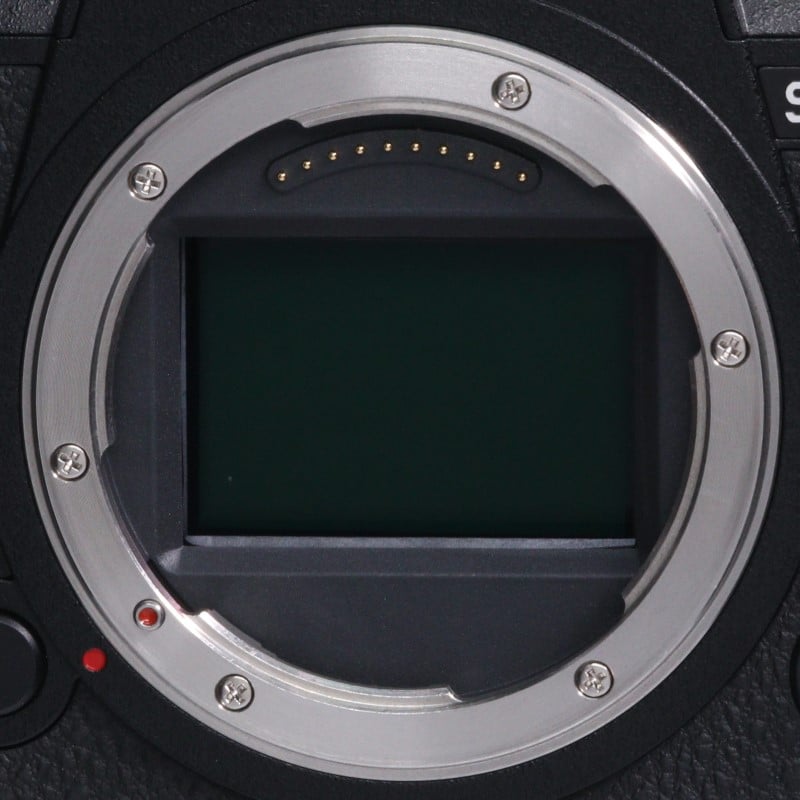 LUMIX S1R ボディ DC-S1R-K