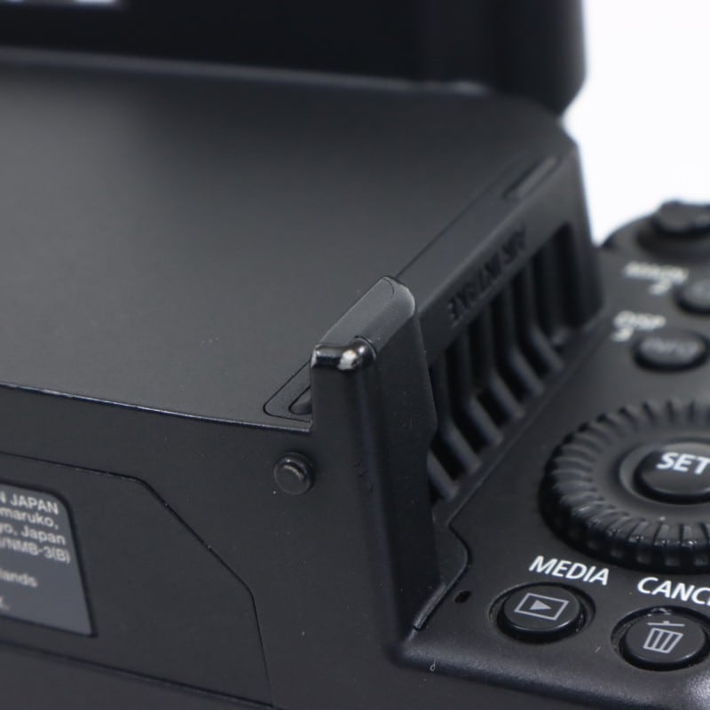 EOS R5 C ボディー