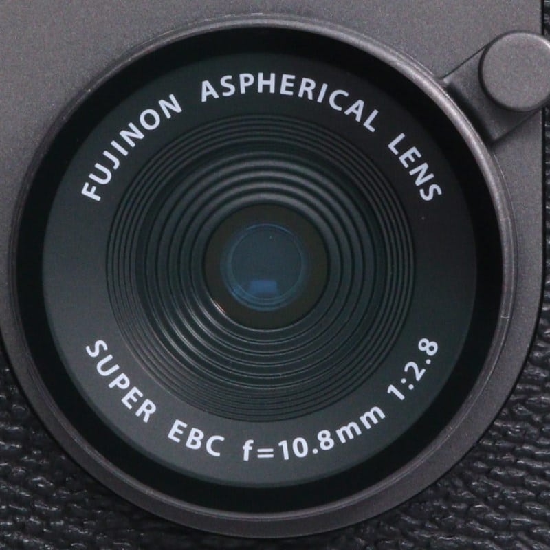 X half (FUJIFILM X-HF1) チャコールシルバー