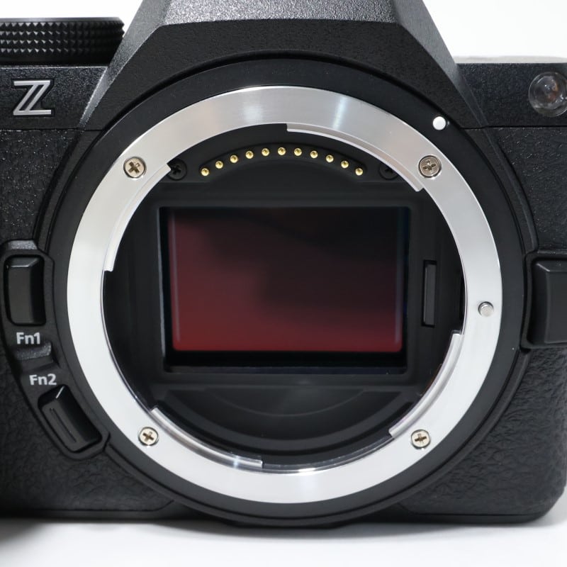 Z5II ボディ