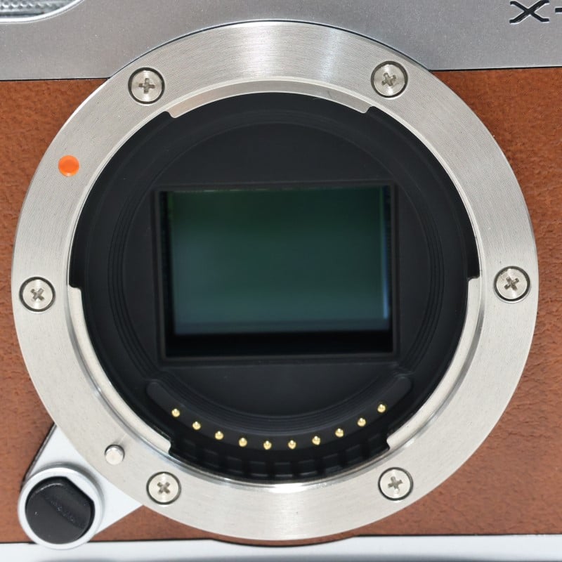FUJIFILM X-M1 ボディ ブラウン