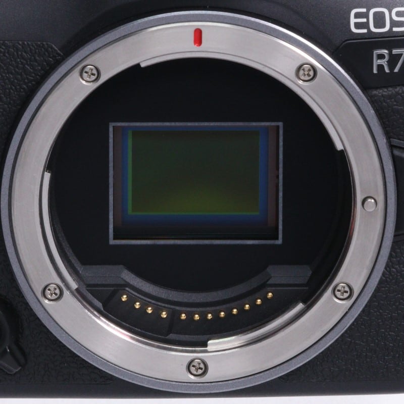 EOS R7 ボディー
