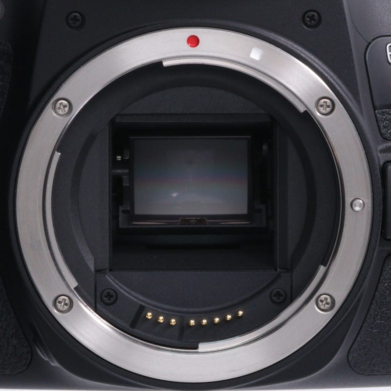 EOS Kiss X10i ボディー