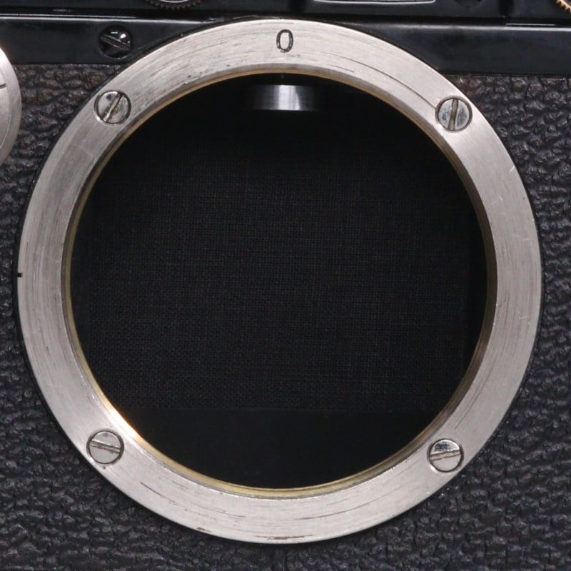 D III ブラック
