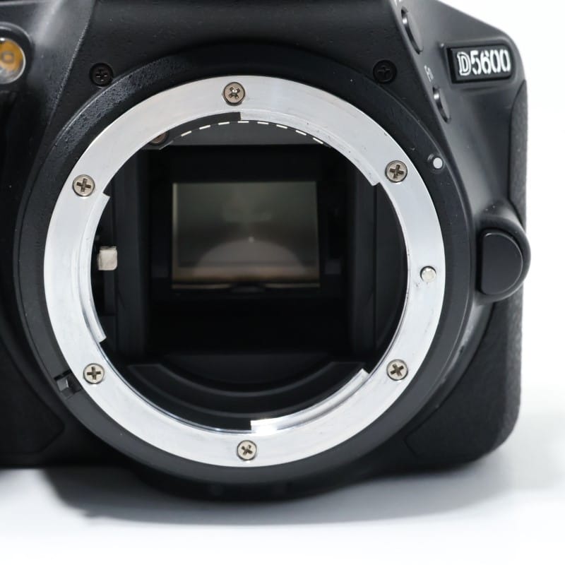 D5600 ボディ