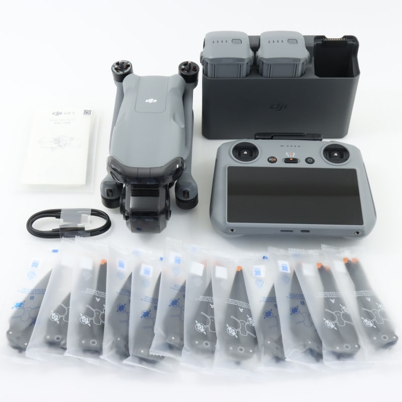 DP3232 [DJI Air 3 Fly More Combo (DJI RC 2)]