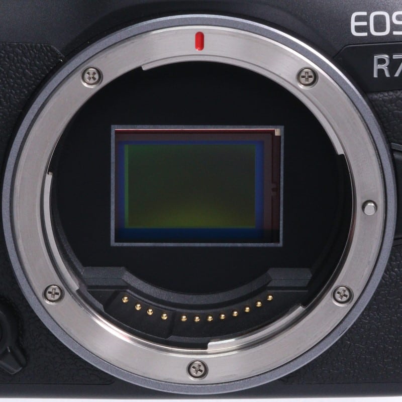 EOS R7 ボディー