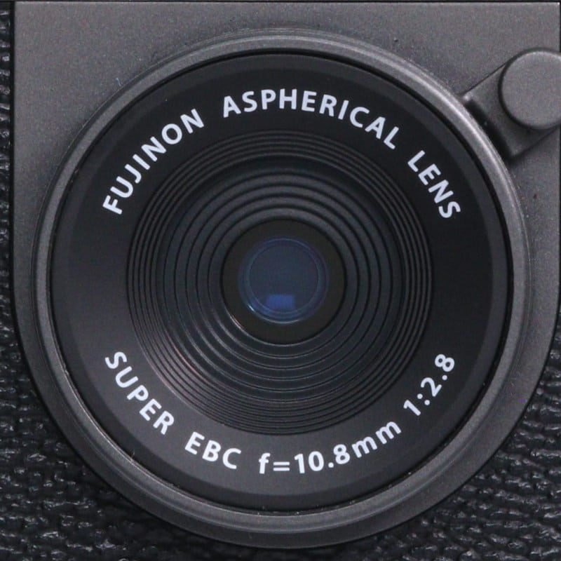 X half (FUJIFILM X-HF1) チャコールシルバー