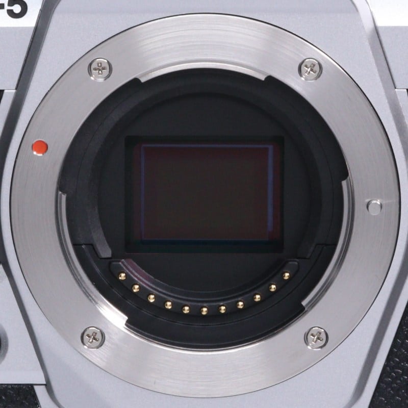 OM SYSTEM OM-5 Mark II ボディー シルバー