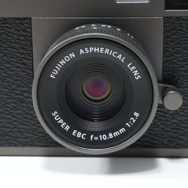 X half (FUJIFILM X-HF1) チャコールシルバー