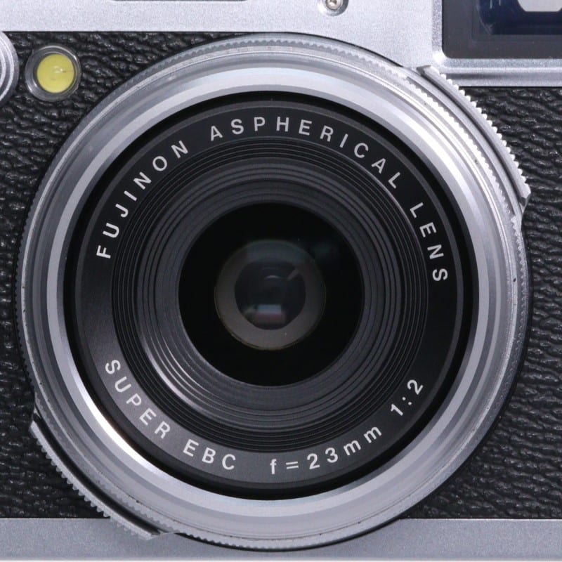 FinePix X100
