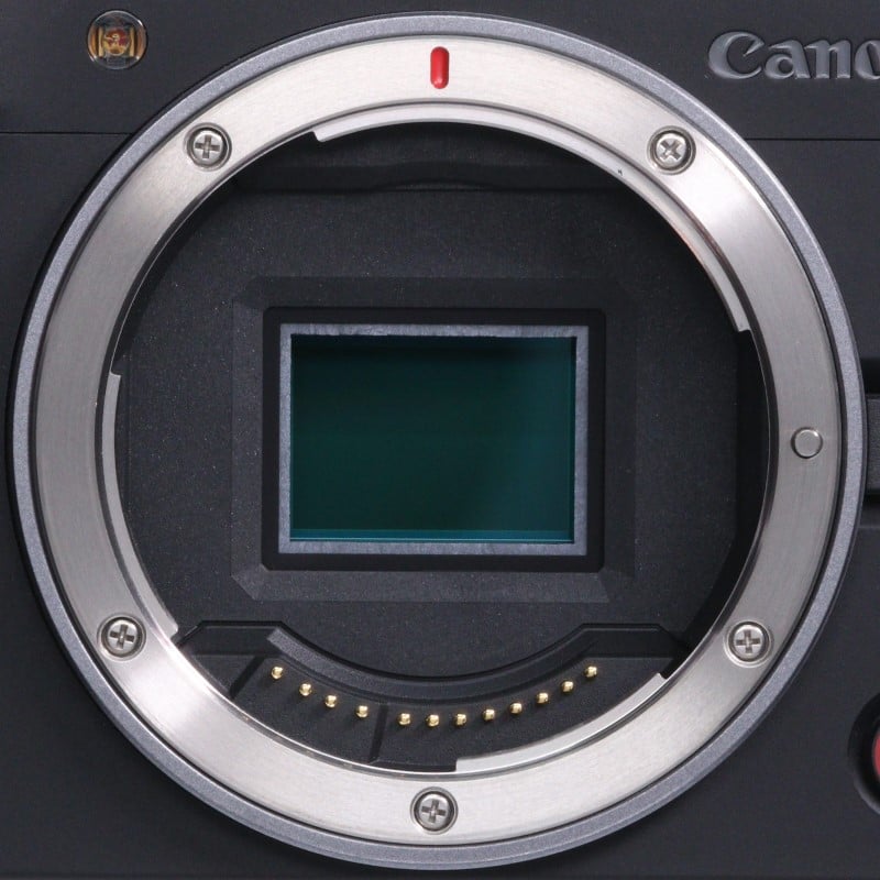 EOS R50 V