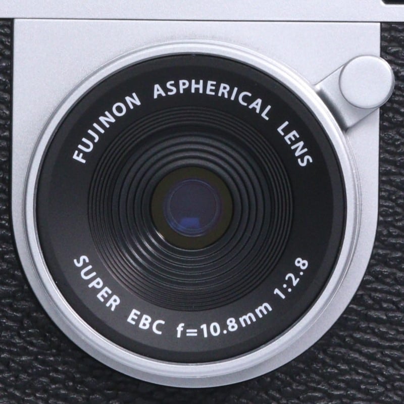 X half (FUJIFILM X-HF1) シルバー