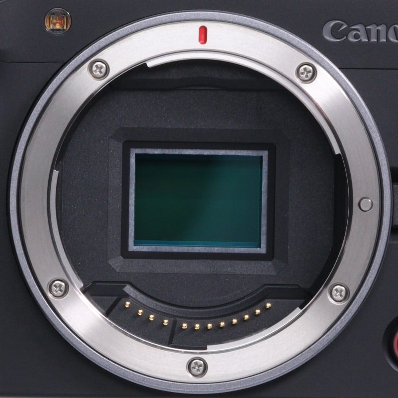 EOS R50 V