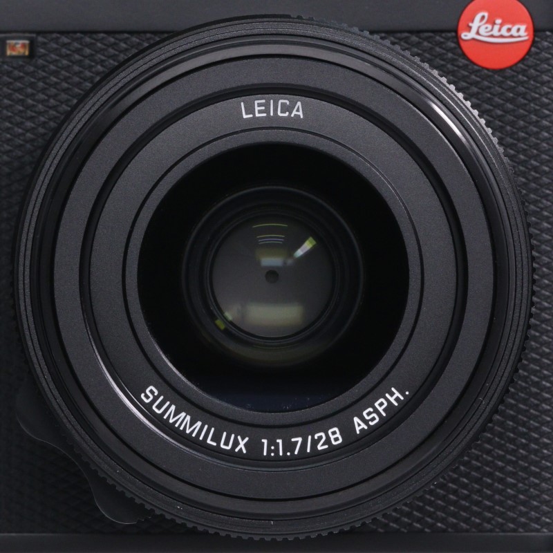 ライカQ3