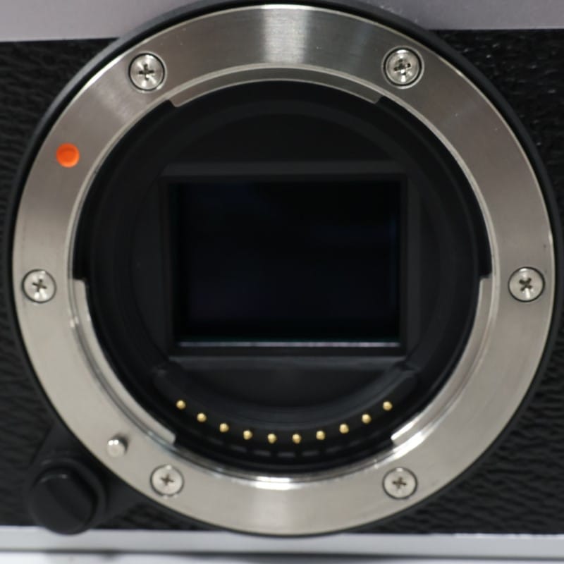 FUJIFILM X-E4 ボディ シルバー