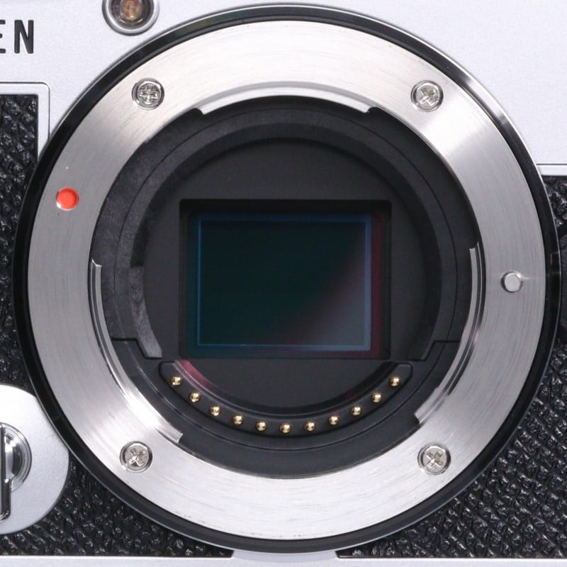 PEN E-P7 ボディー シルバー