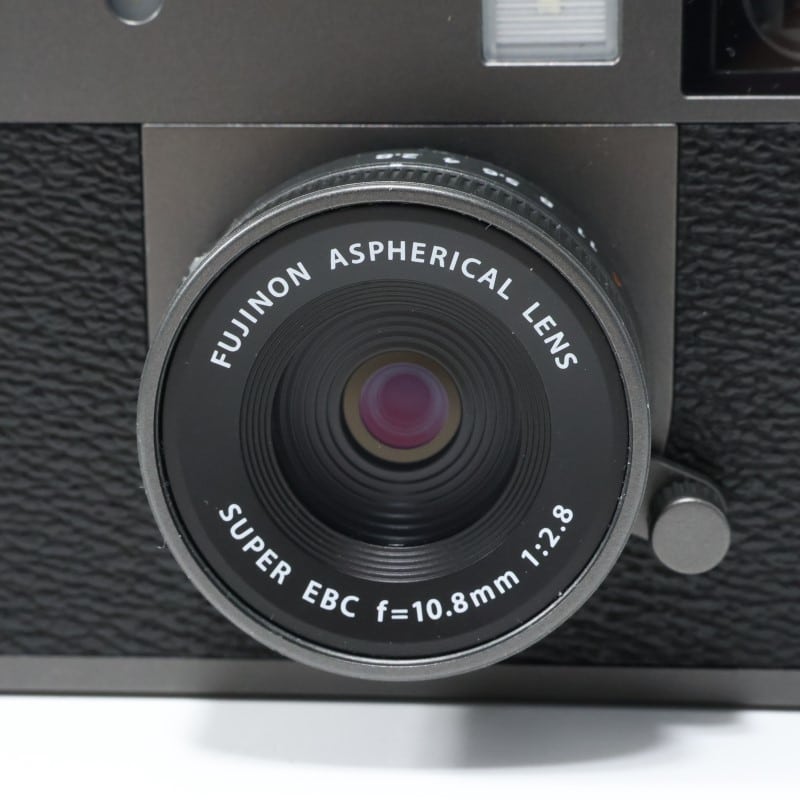 X half (FUJIFILM X-HF1) チャコールシルバー