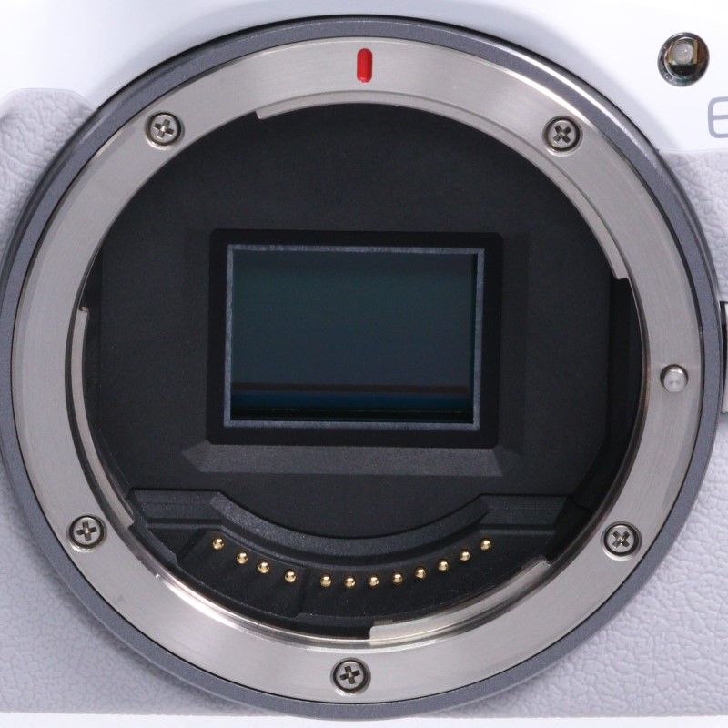 EOS R50 ホワイト