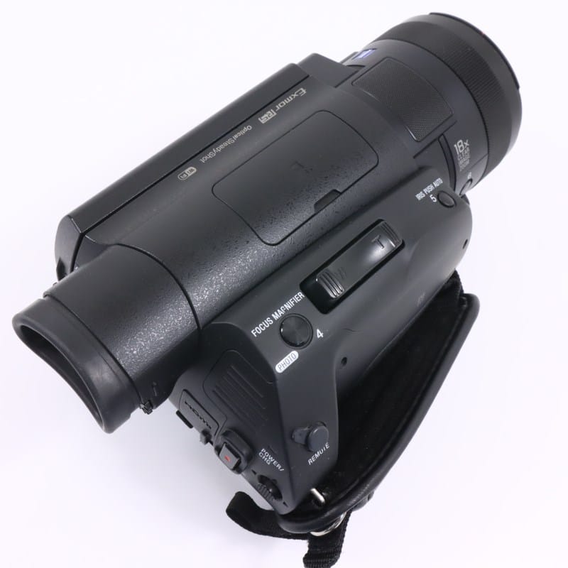 FDR-AX700 FDR-AX700/BC