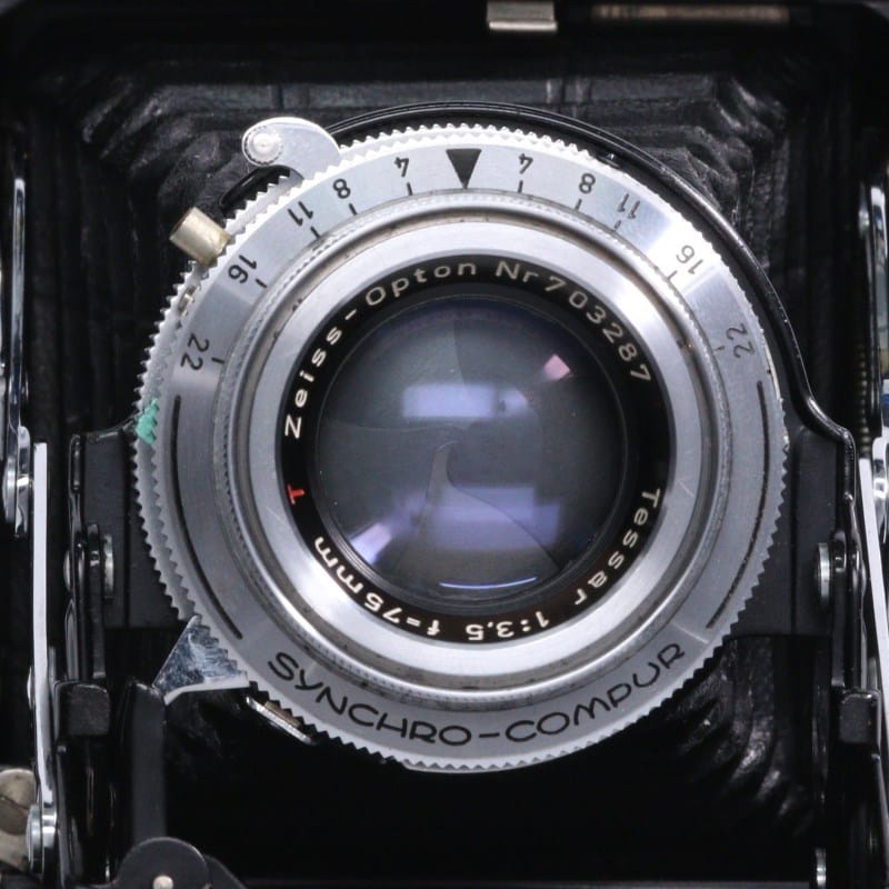 IKONTA B 523/16 Zeiss-Opton Tessar 1:3.5 f=75mm SYNCHRO-COMPUR
