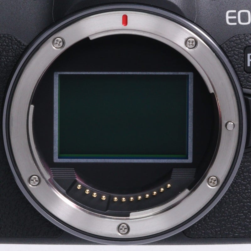 EOS R8 ボディー