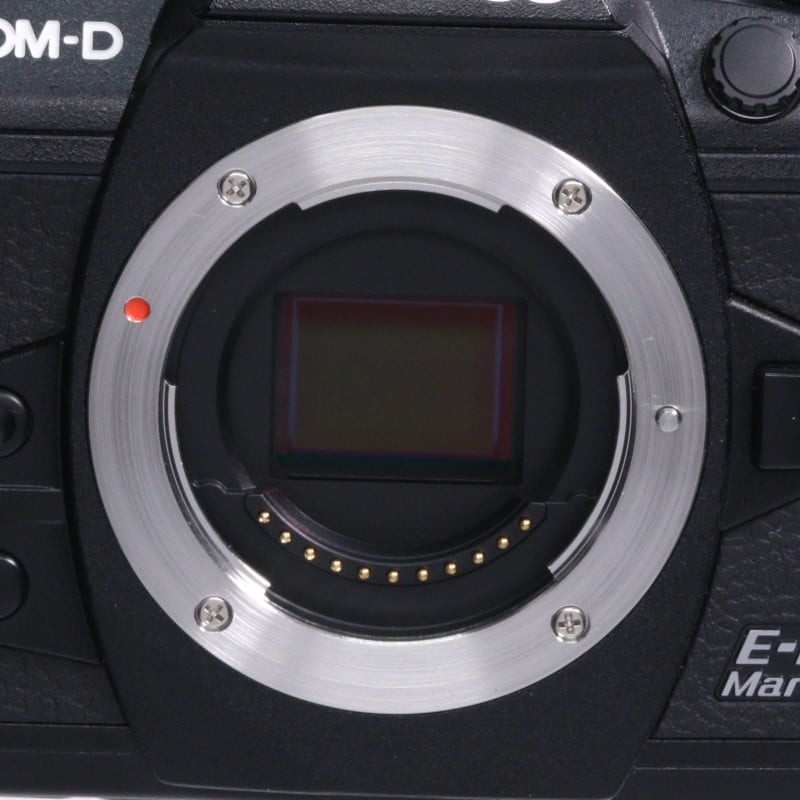 OM-D E-M1 Mark III ボディー
