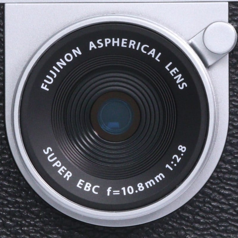 X half (FUJIFILM X-HF1) シルバー