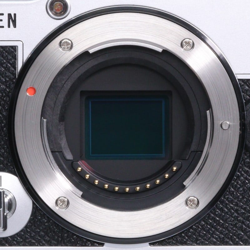OLYMPUS／OM SYSTEM PEN E-P7 ボディー シルバー ABランク 中古