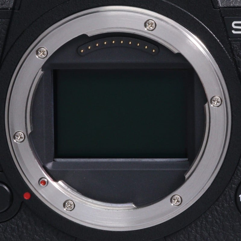 LUMIX S1R ボディ DC-S1R-K