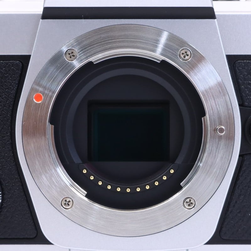 OM SYSTEM OM-3 ボディー シルバー