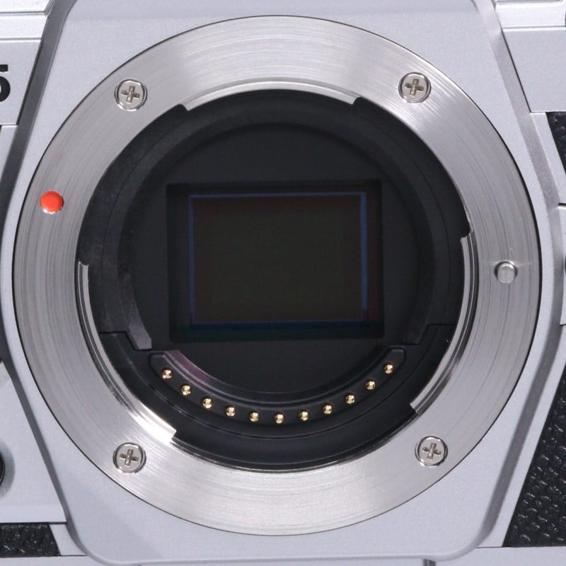 OLYMPUS／OM SYSTEM OM SYSTEM OM-5 ボディー シルバー 中古