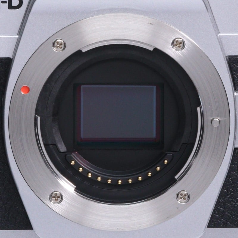 OM-D E-M10 Mark IV ボディー シルバー