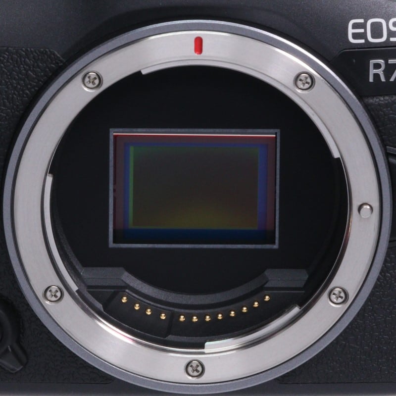 EOS R7 ボディー