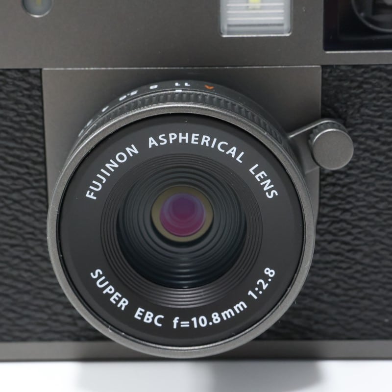 X half (FUJIFILM X-HF1) チャコールシルバー