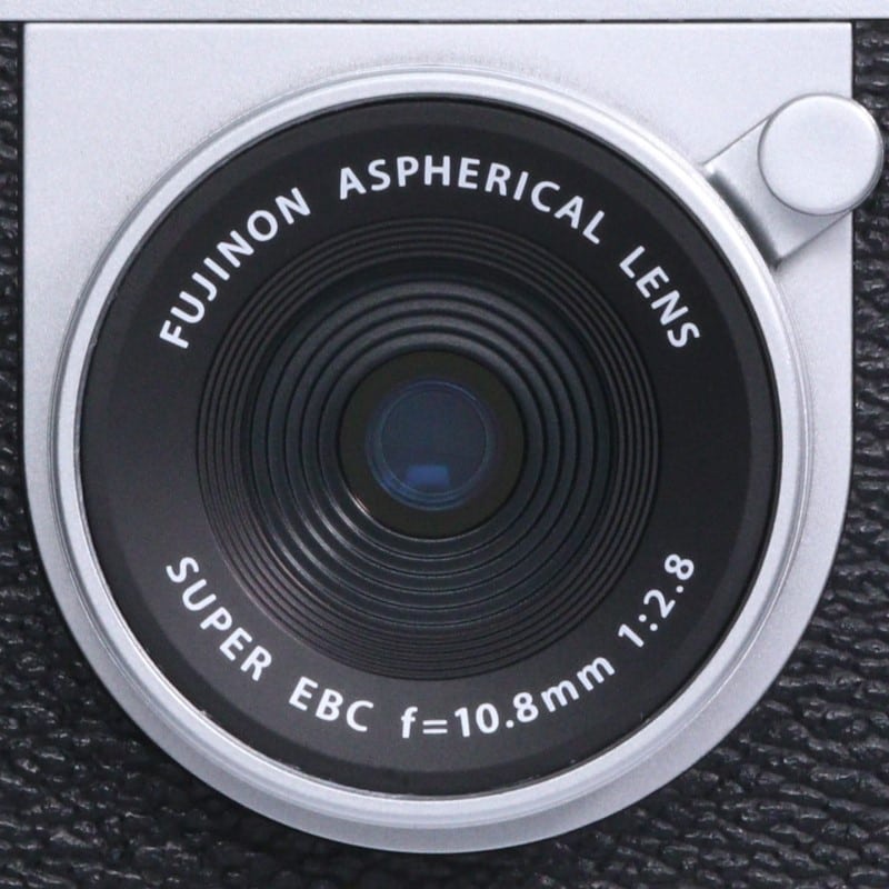 X half (FUJIFILM X-HF1) シルバー